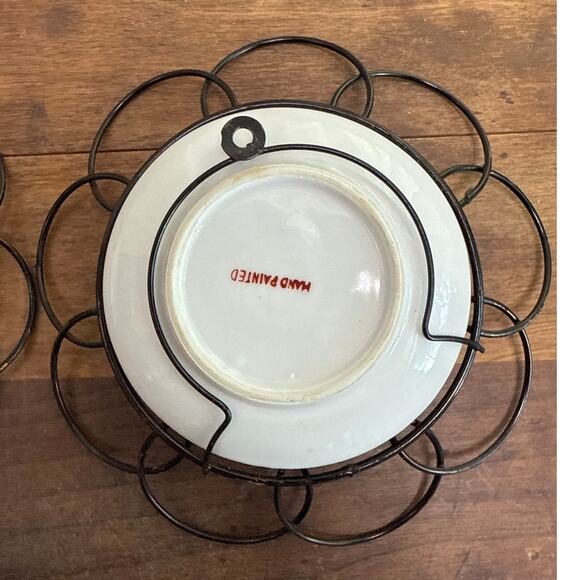 Wire Frame Vintage Decorative Plates . Ash Tray . Wall Decor Japan Hand Painted - Picture 8 of 10